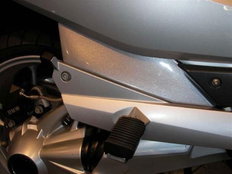 Panele boczne tylne PUIG do BMW R1200RT 05-13