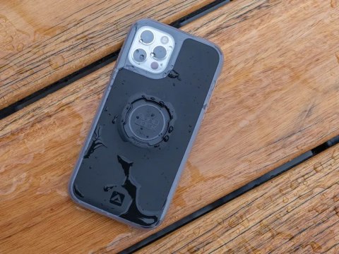 Nakładka przeciwdeszczowa Quad Lock Original - iPhone 8 Plus / 7 Plus / 6 Plus Nakładka przeciwdeszczowa Quad Lock Original - iPhone 8 Plus / 7 Plus / 6 Plus